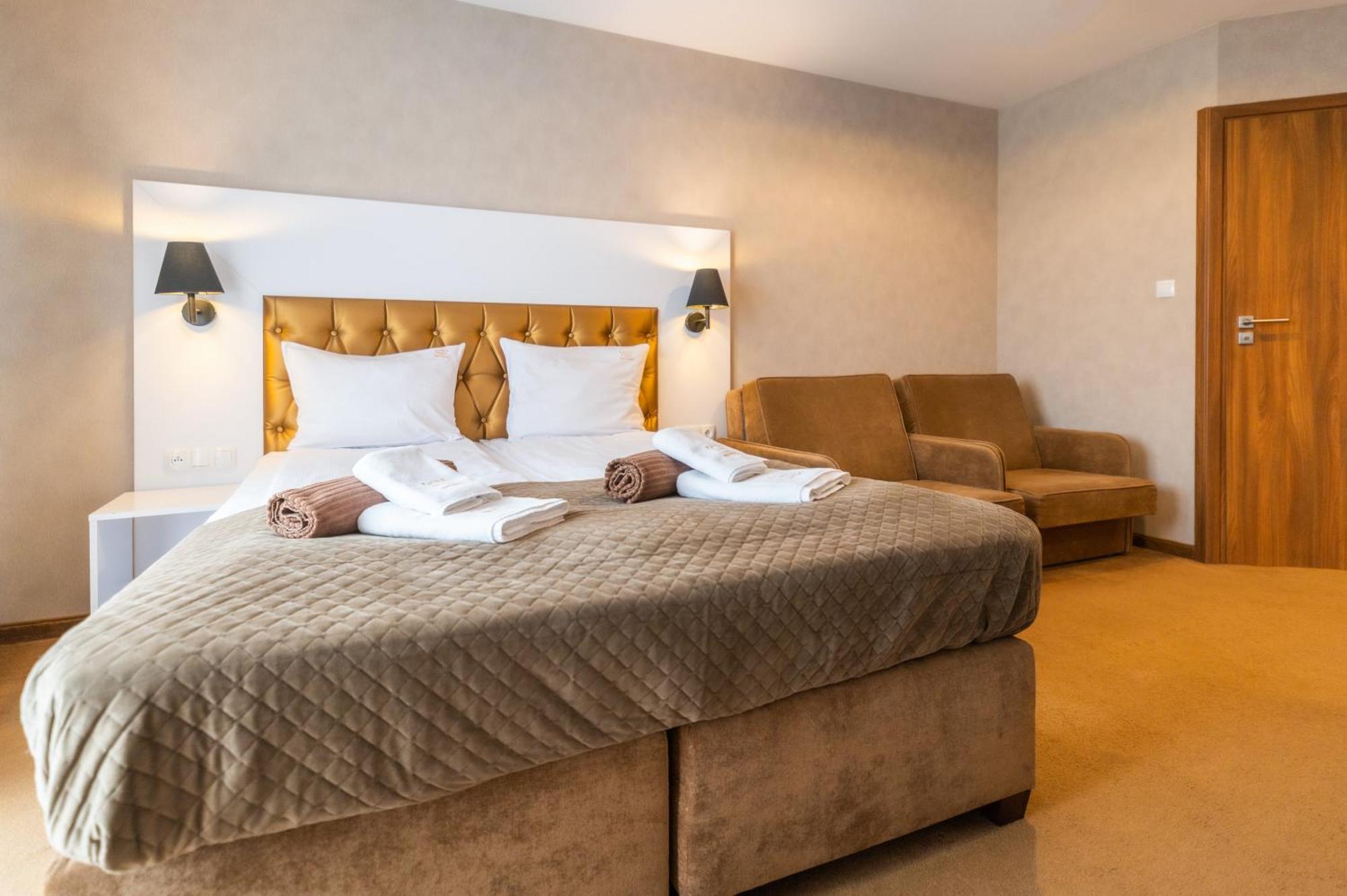 Promocje Amber Park Spa Ниешорце Екстериор снимка
